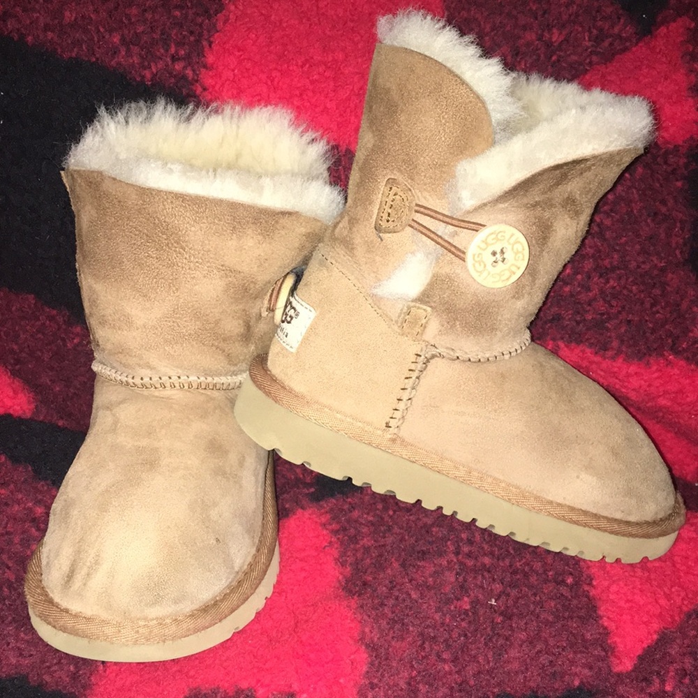 Bailey Button Ugg boots